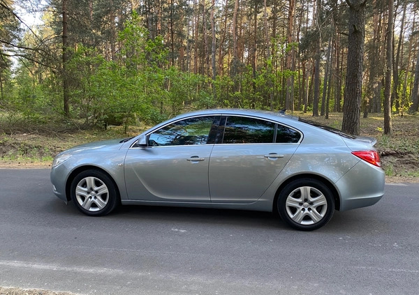 Opel Insignia cena 27200 przebieg: 270000, rok produkcji 2013 z Tarnobrzeg małe 301